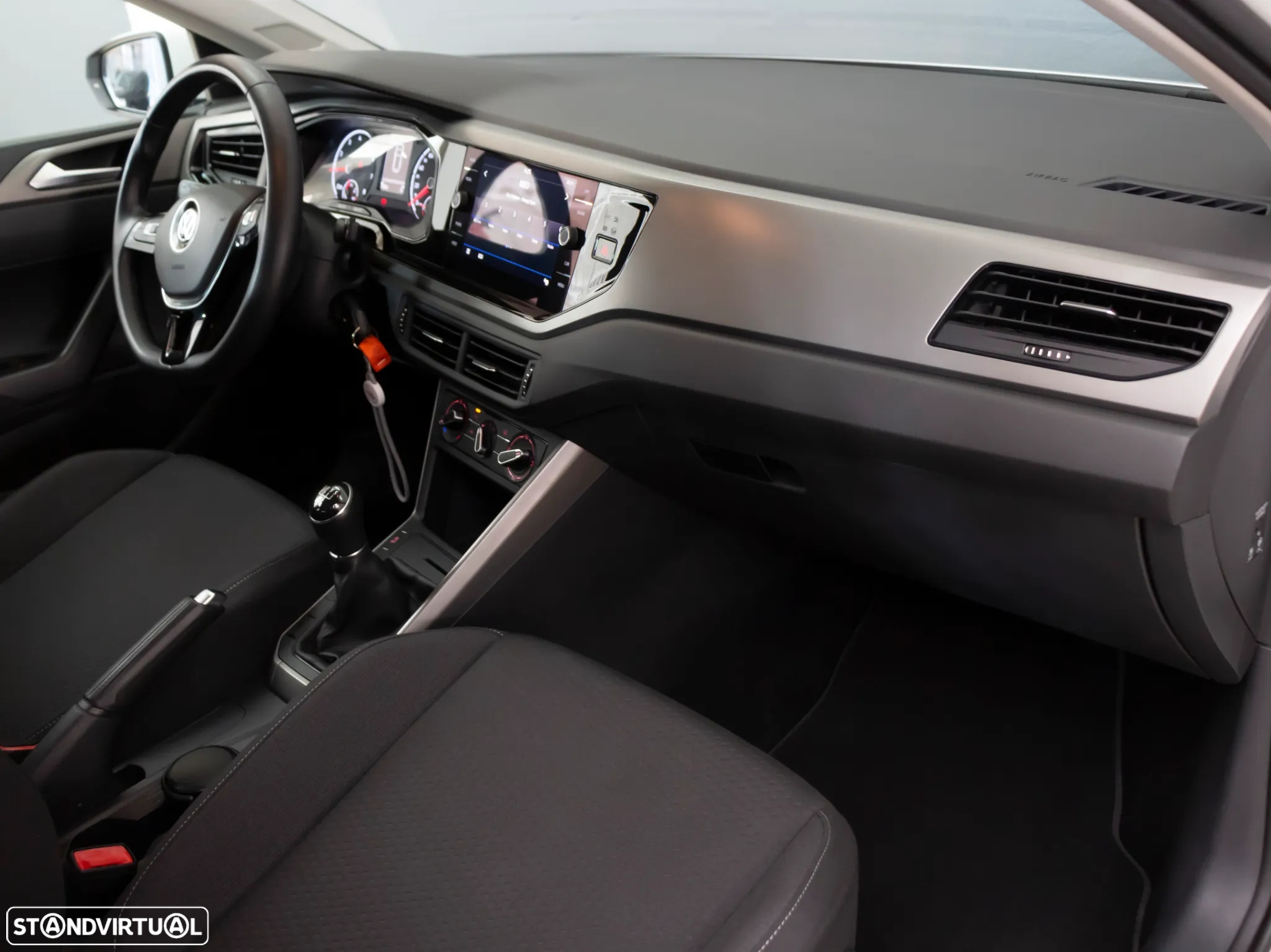 VW Polo 1.0 TSI Confortline - 13