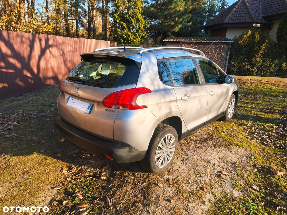 Peugeot 2008 1.6 BlueHDi Style S&S - 3