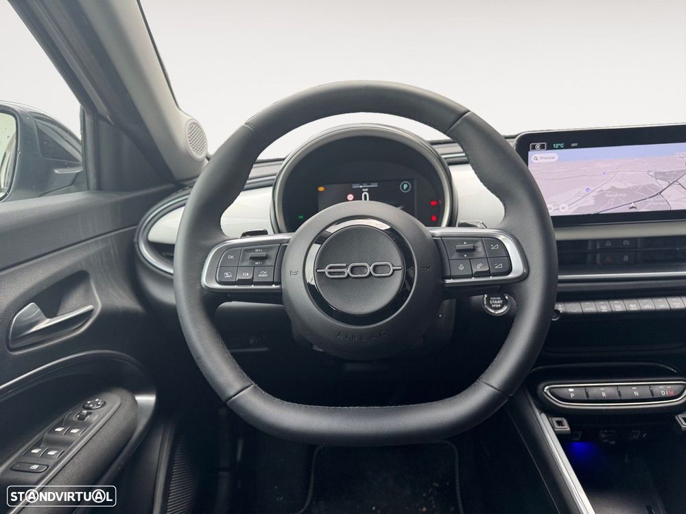 Fiat 600 1.2 Hybrid - 12