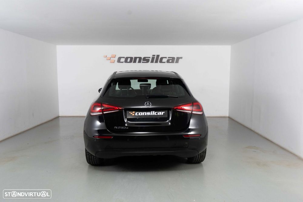 Mercedes-Benz A 250 e Progressive - 5