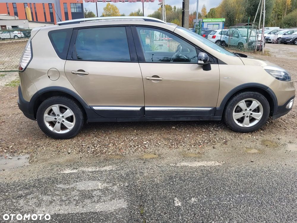 Renault Scenic ENERGY TCe 130 S&S Xmod Bose Edition - 4