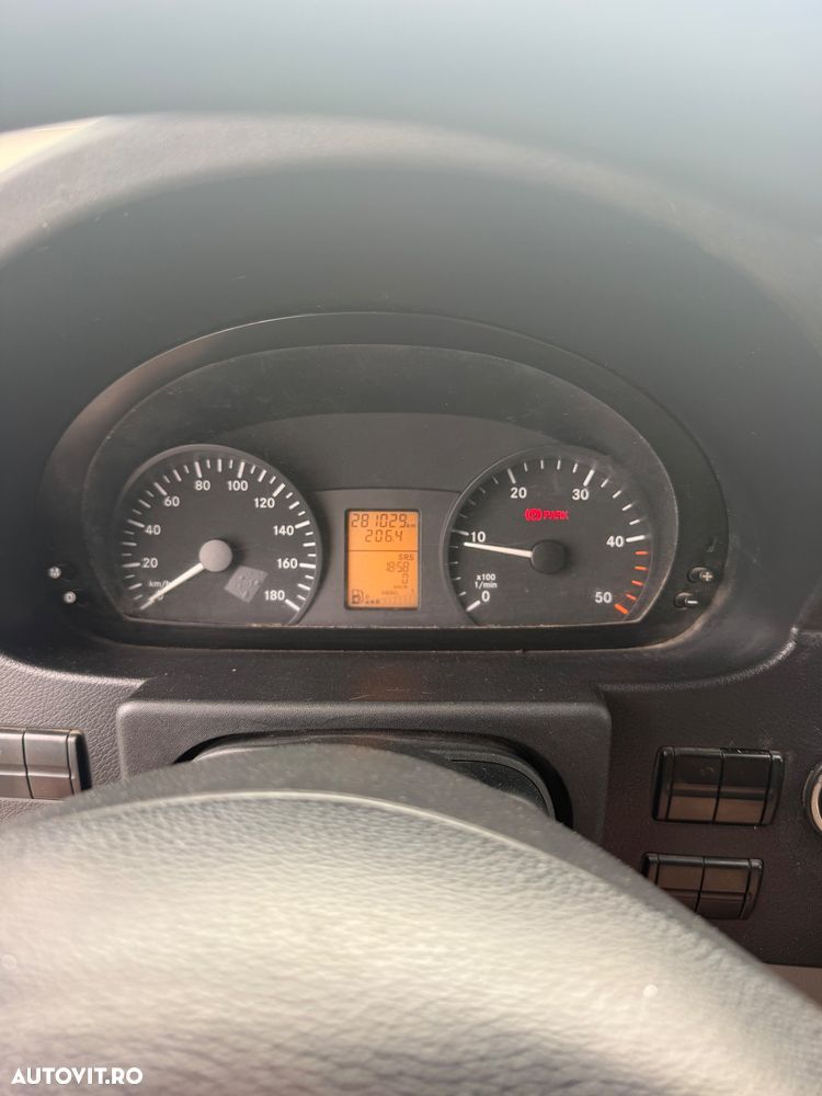 Mercedes-Benz sprinter - 12