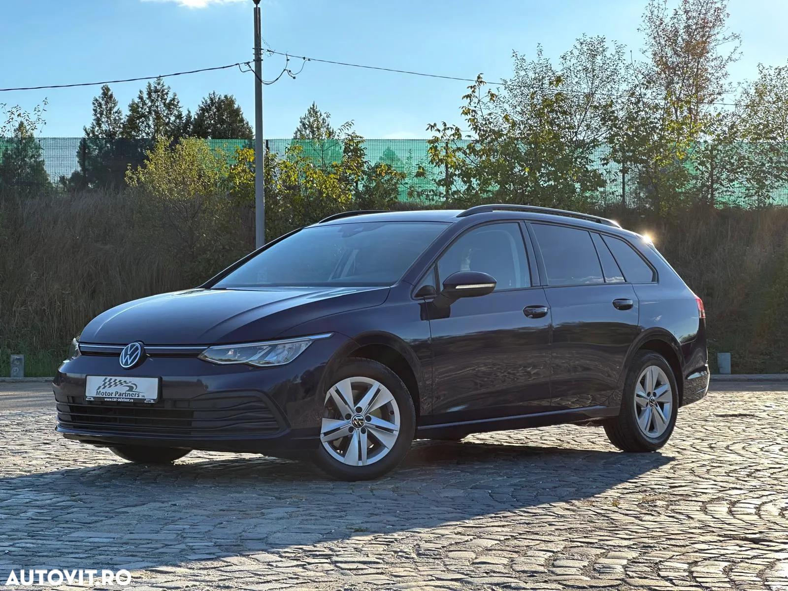 Volkswagen Golf Variant 2.0 TDI 116CP DSG Life - 4