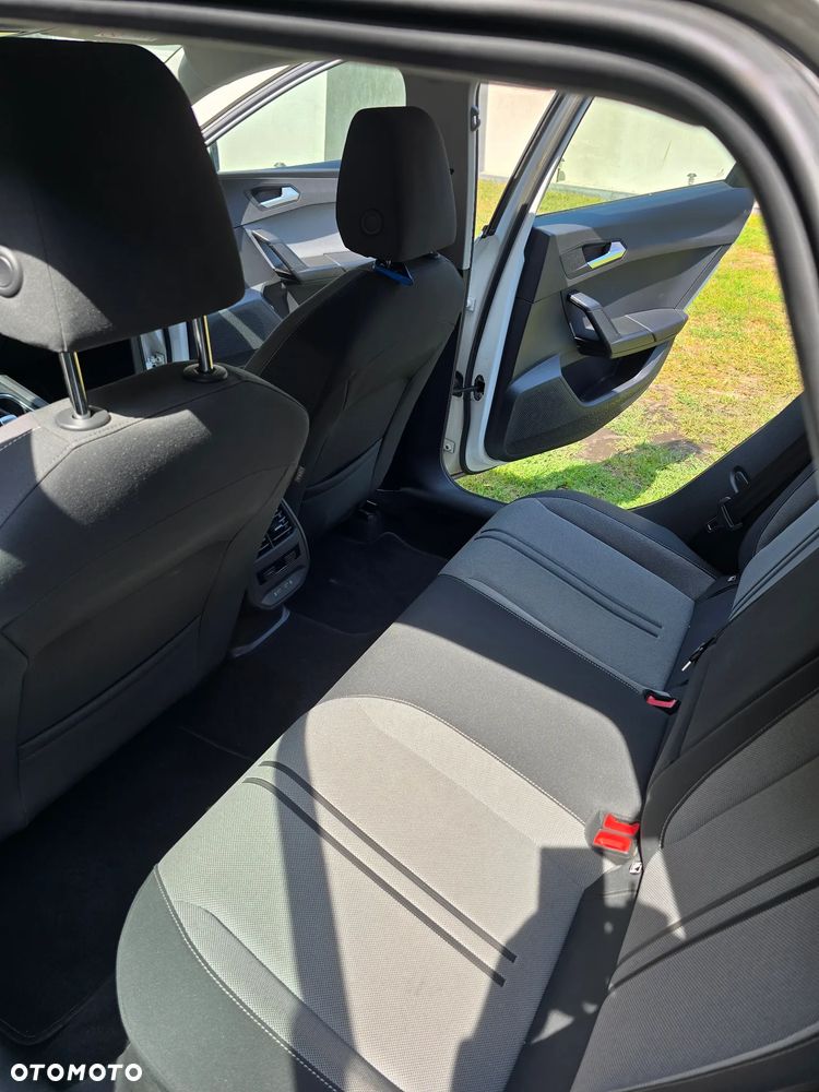 Seat Leon Sportstourer 2.0 TDI DSG Xcellence Plus - 10