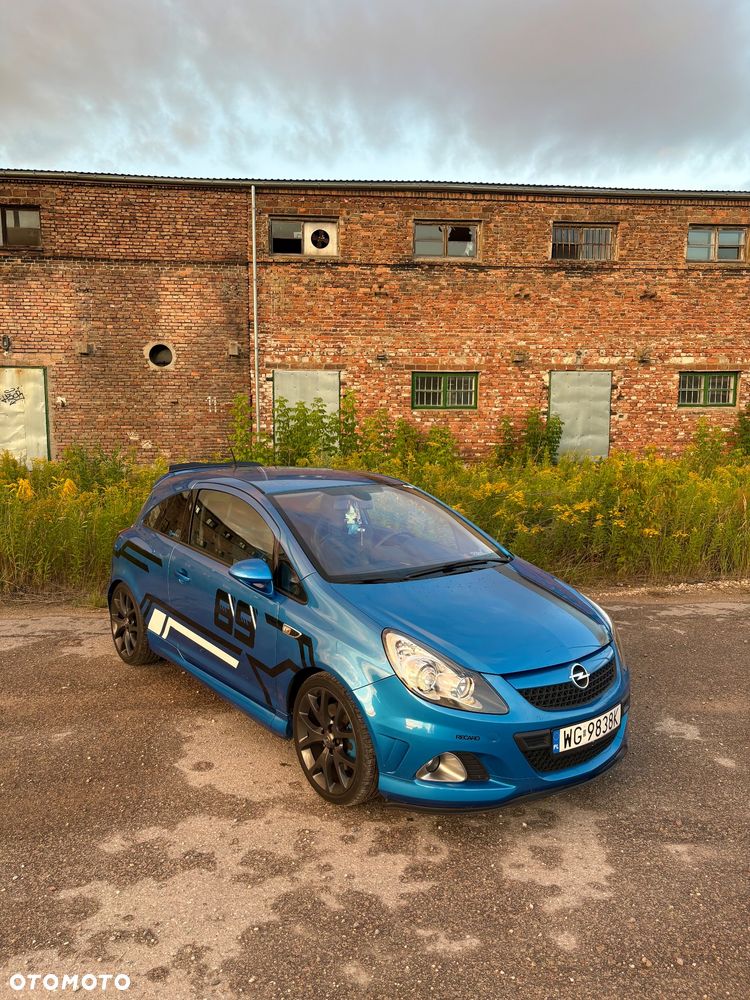 Opel Corsa 1.6T OPC - 4