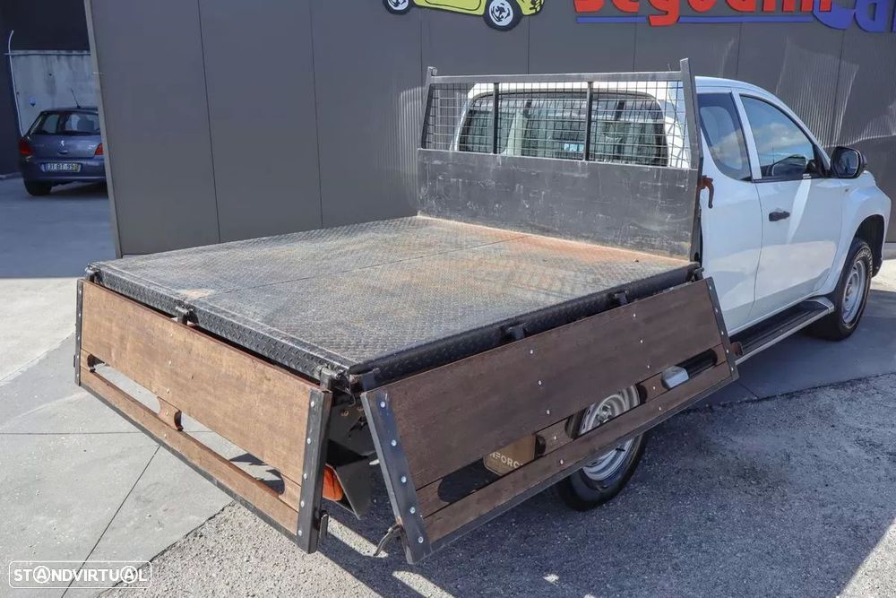 Mitsubishi L200 2.3 DI-D Club Invite Strakar Look 4WD - 7