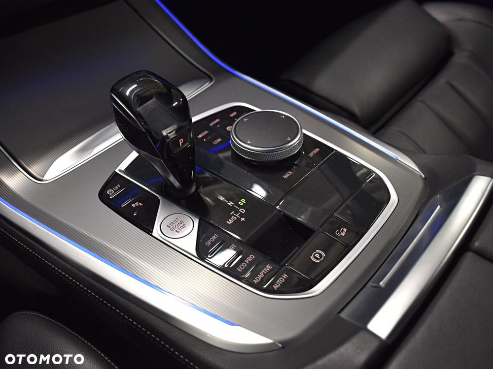 BMW X5 xDrive30d mHEV - 18