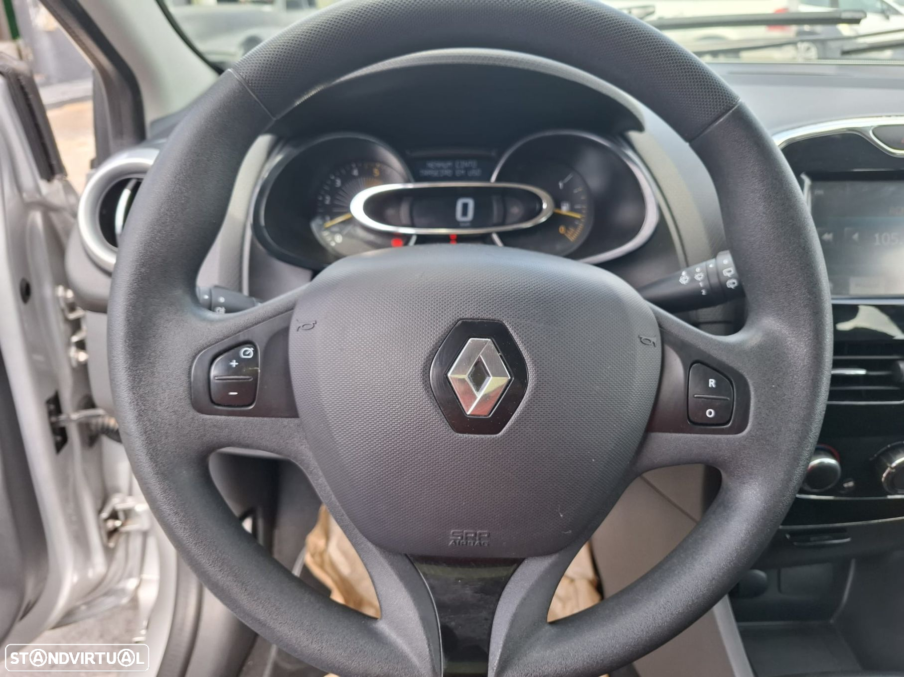 Renault Clio Sport Tourer dCi 75 Stop & Start Expression - 27