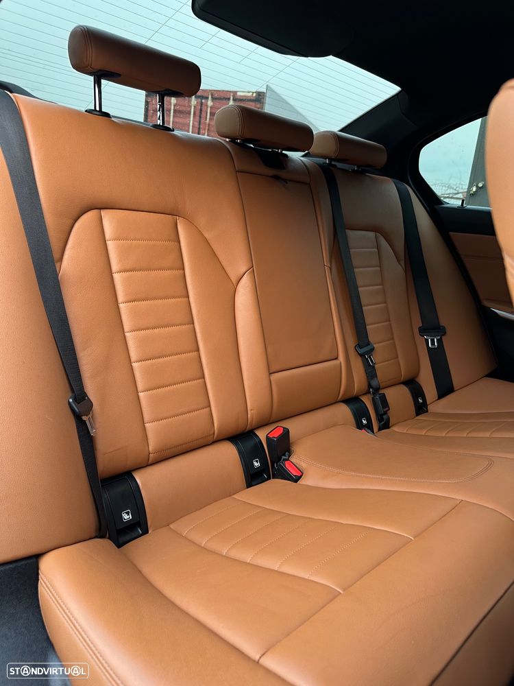 BMW 330 e Aut. M Sport - 39