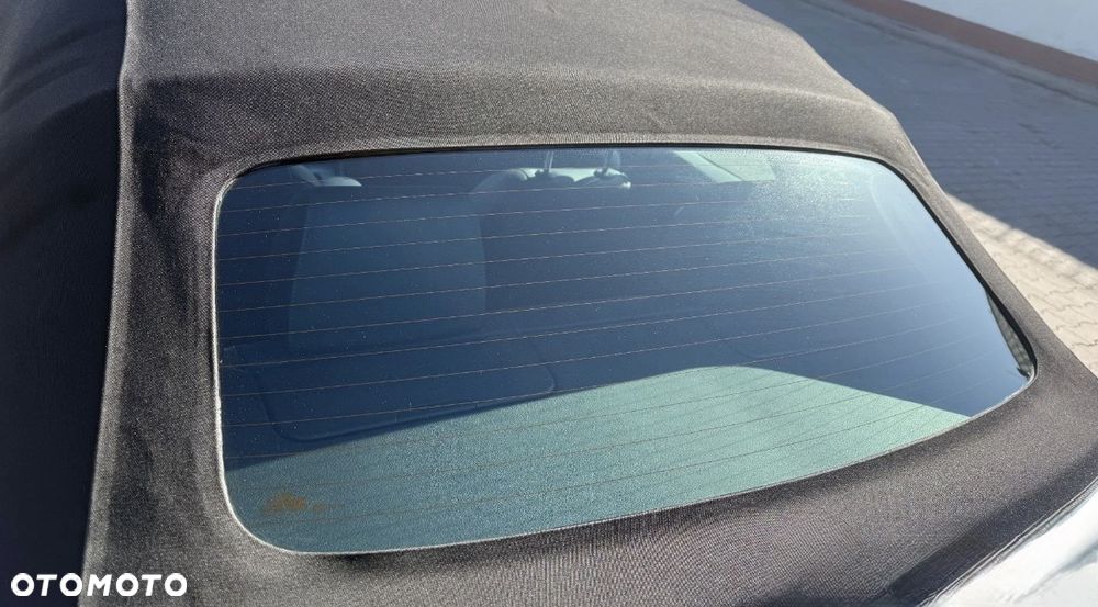 Audi A4 Cabrio 2.0 TFSI multitronic - 9
