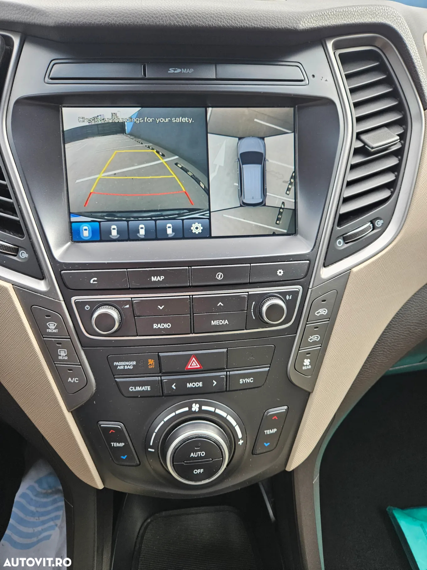 Hyundai Santa Fe 2.2 CRDi 4WD 8AT Luxury - 24