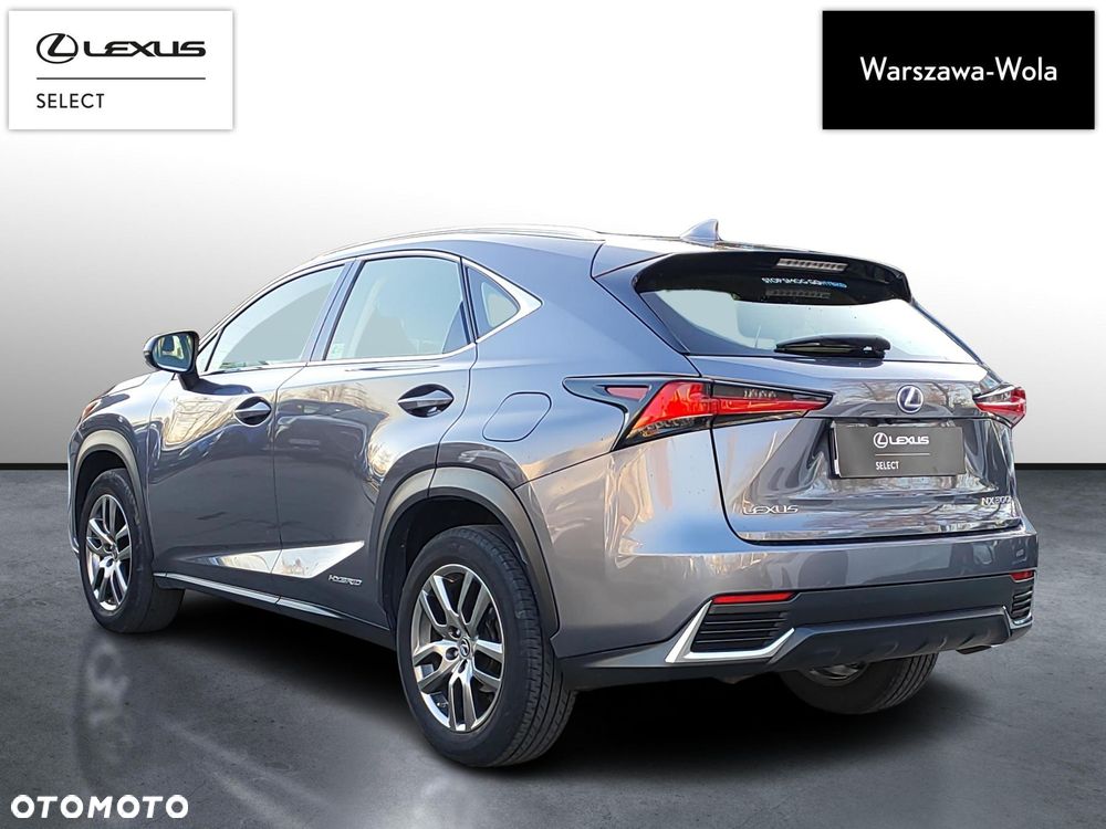 Lexus NX 300h Business Edition AWD - 3