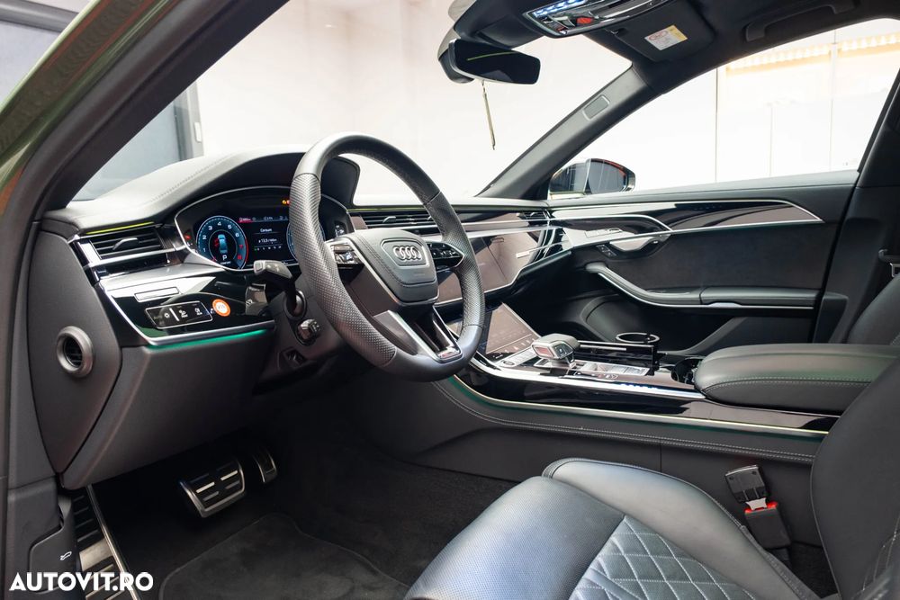 Audi A8 - 21