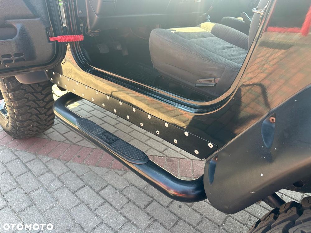 Jeep Wrangler - 15