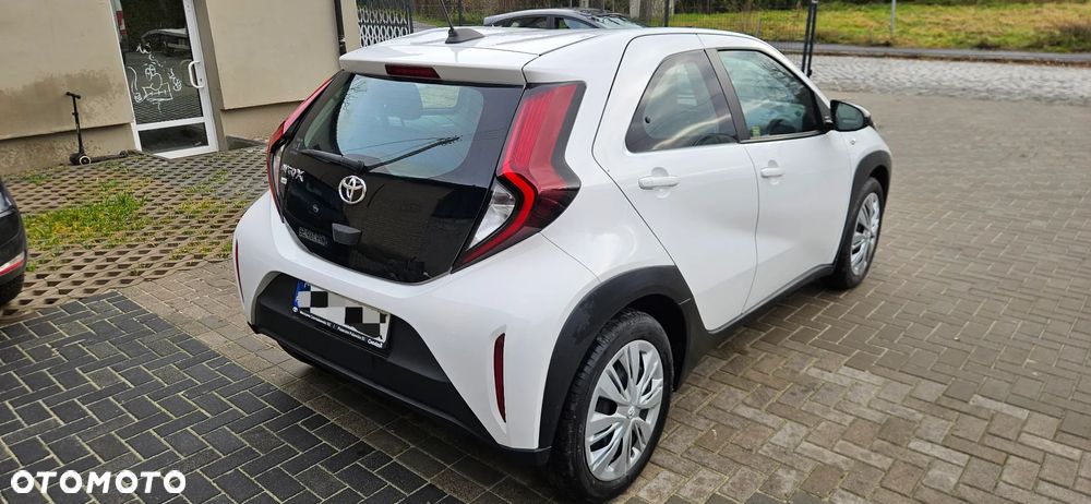 Toyota Aygo X 1.0 VVT-i Limited - 3