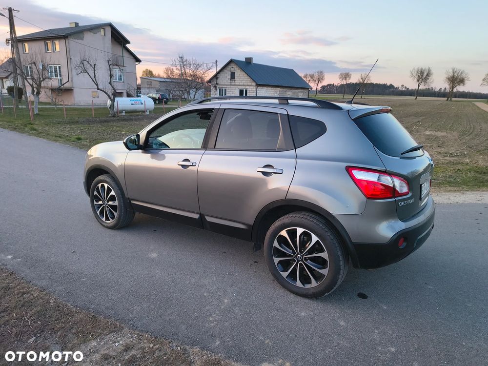 Nissan Qashqai 1.6 DCi ALL-MODE 4x4i TEKNA+ - 10