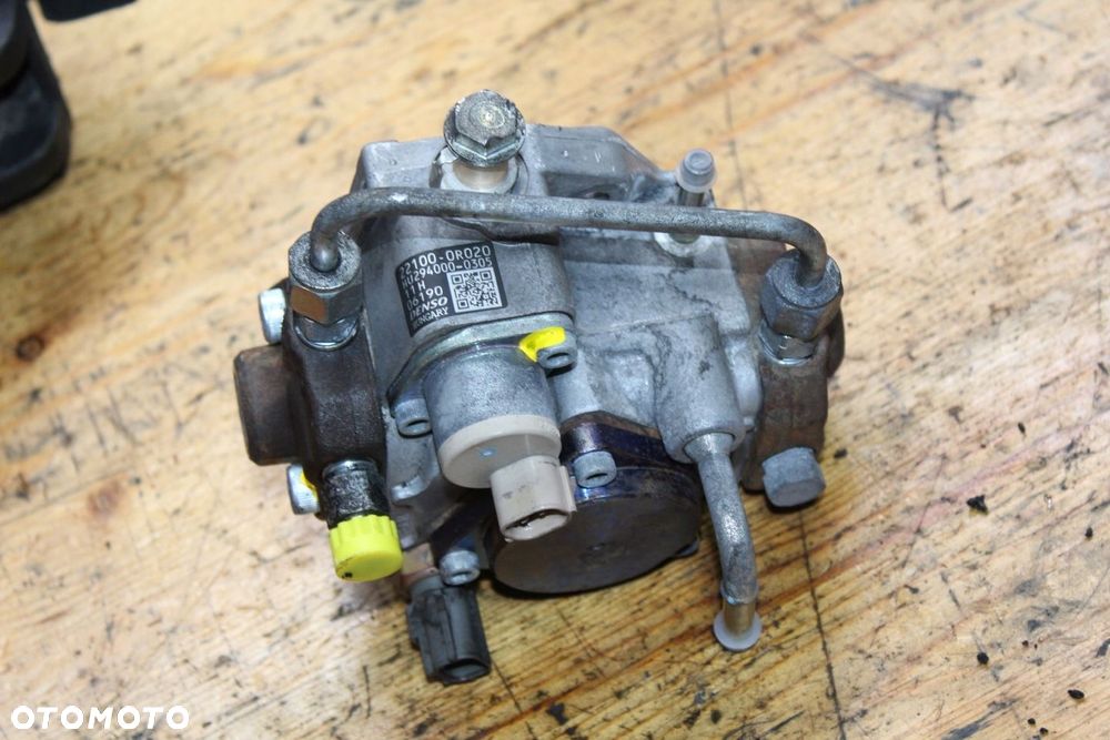 POMPA WTRYSKOWA AVENSIS T25 COROLLA VERSO II 1AD 2AD 22100-0R020 Z DPF - 10