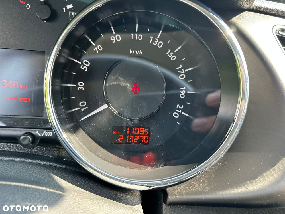 Peugeot 3008 1.6 HDi Access - 19