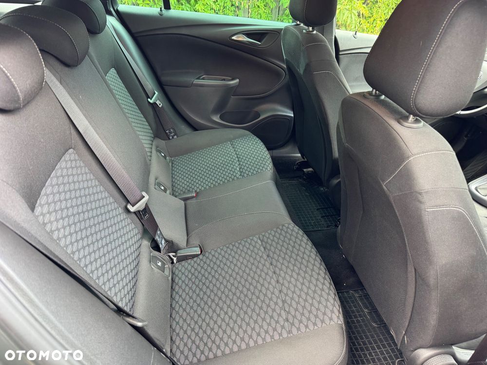 Opel Astra 1.5 D Start/Stop Automatik Business Edition - 11