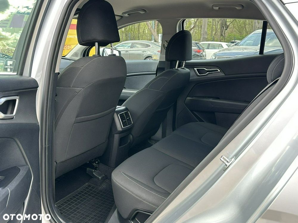 Kia Sportage - 16