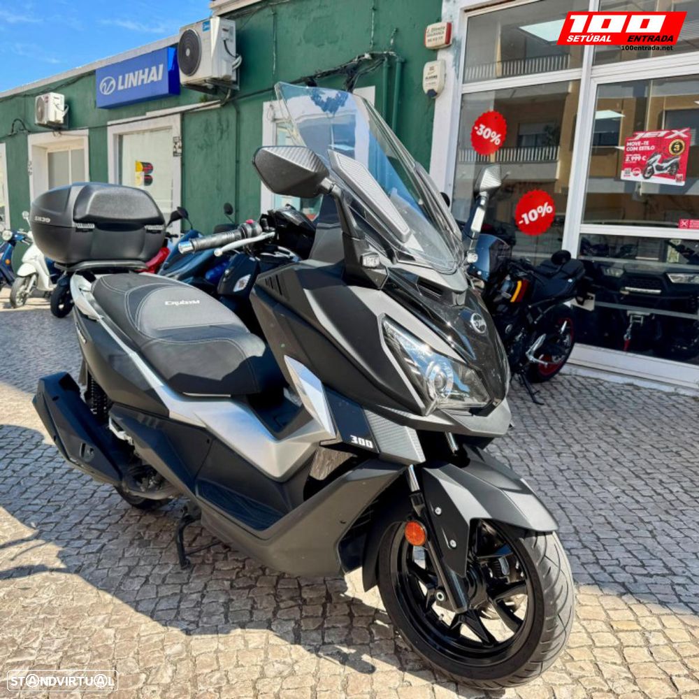 Sym Cruisym 300 - 8