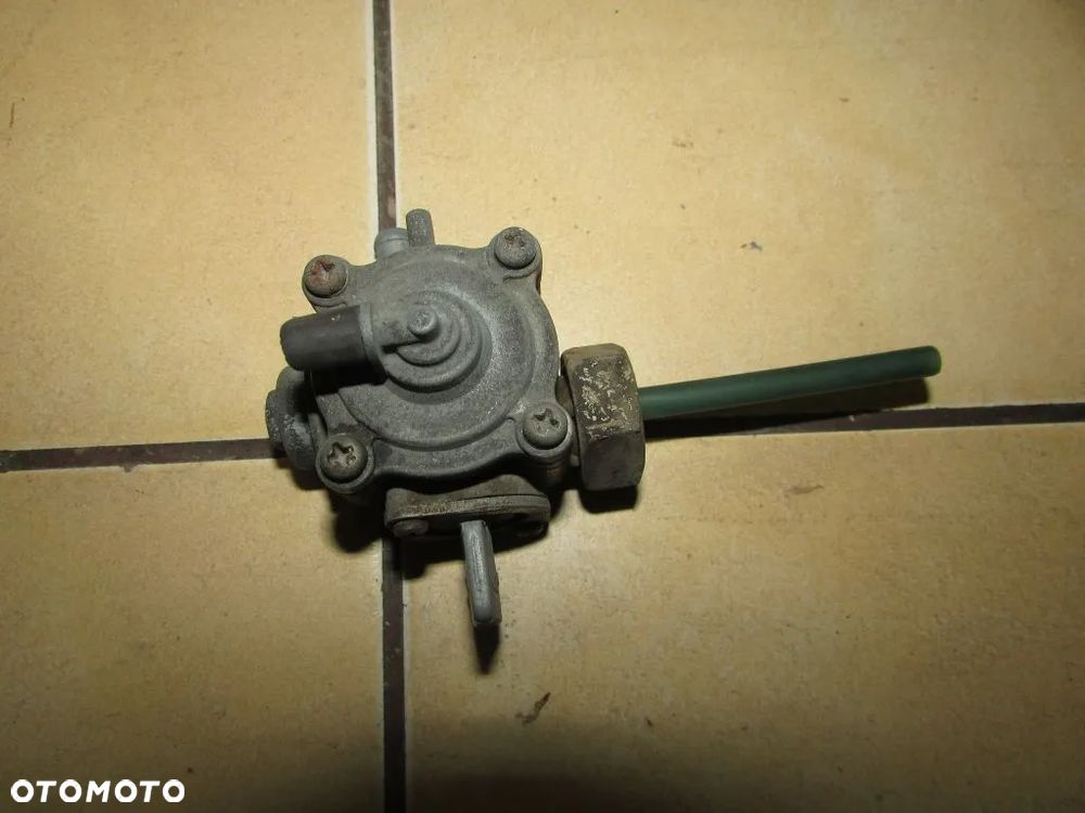 Honda Shadow VT500 kranik kran paliwa - 1