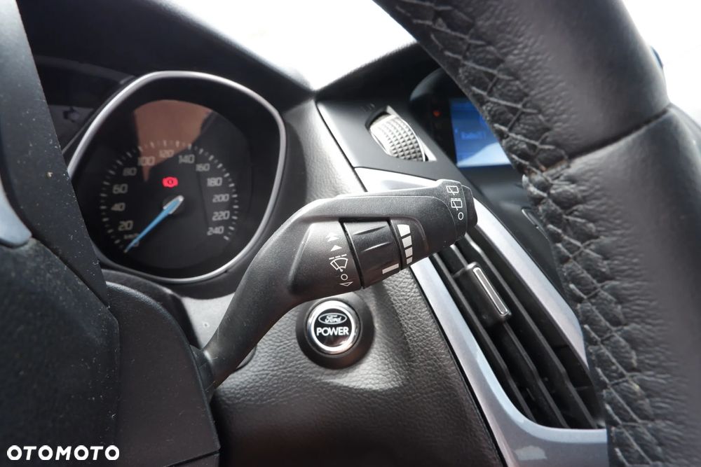 Ford Focus 1.6 Trend Sport - 18