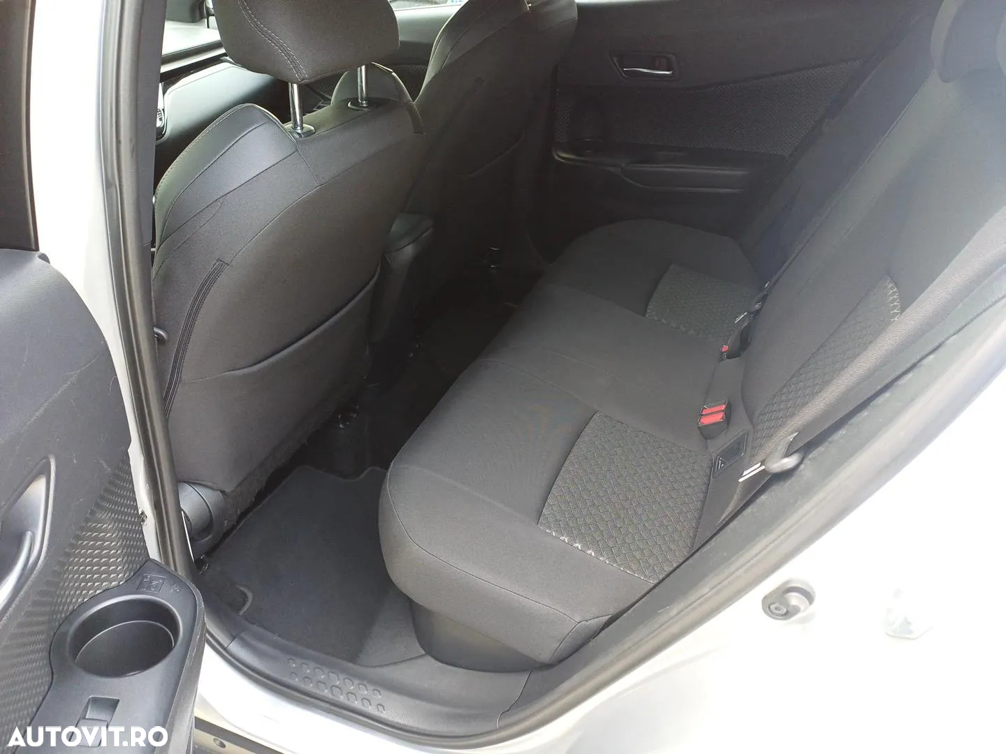 Toyota C-HR 1.8 HSD 122 CP 4x2 CVT C-ult Style bi-tone - 21