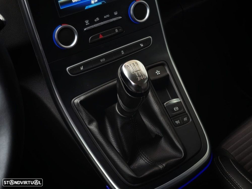 Renault Grand Scénic 1.6 dCi Intens SS - 21