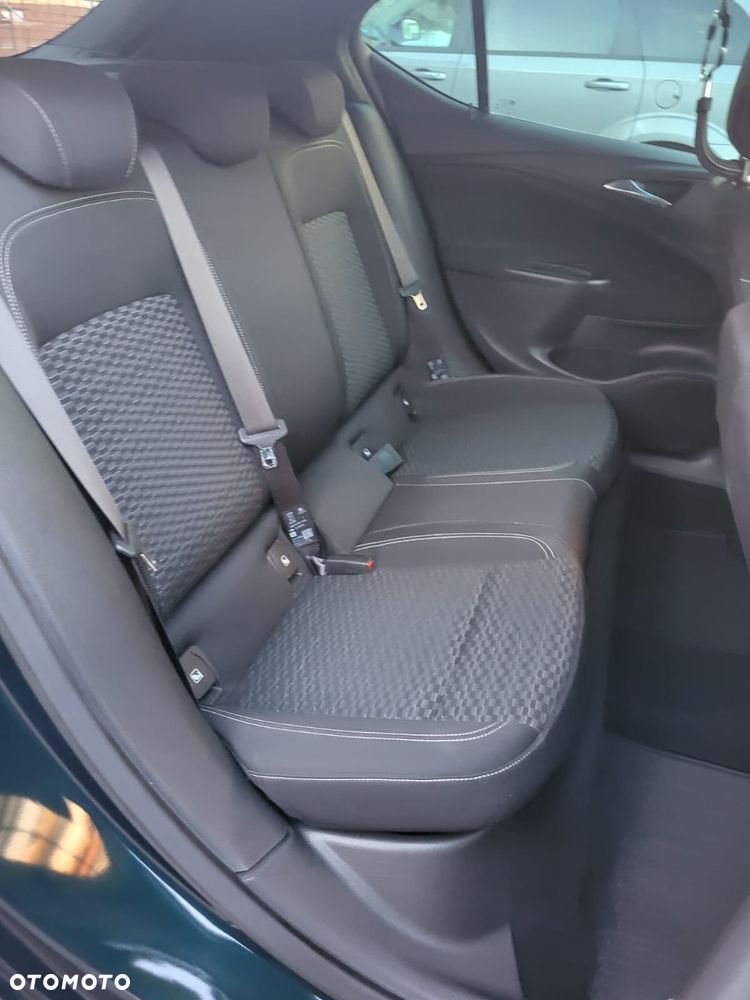 Opel Astra 1.6 D (CDTI) Dynamic - 32