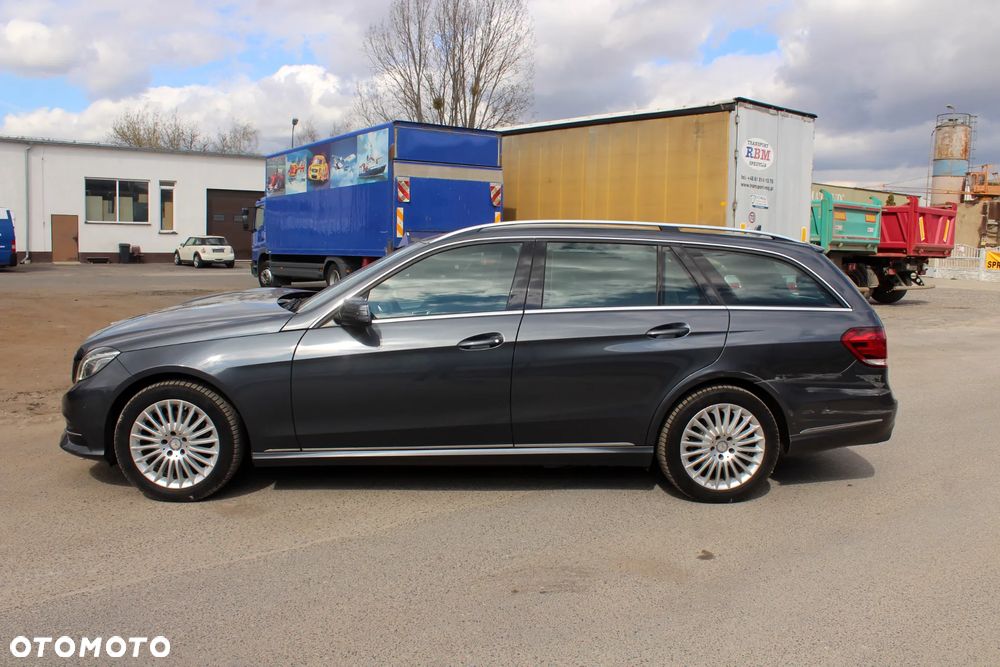 Mercedes-Benz Klasa E 250 CDI DPF BlueEFFICIENCY Automatik Avantgarde - 3