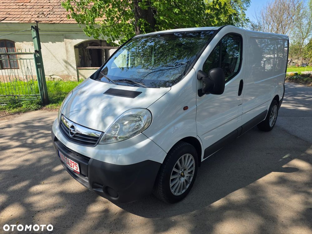 Opel Vivaro - 2
