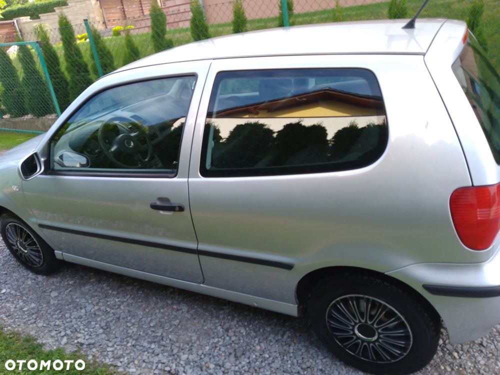 Volkswagen Polo - 4
