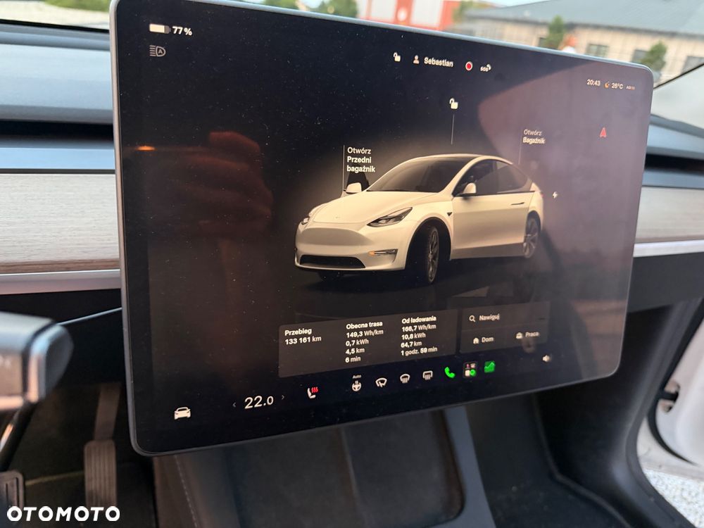 Tesla Model Y - 5