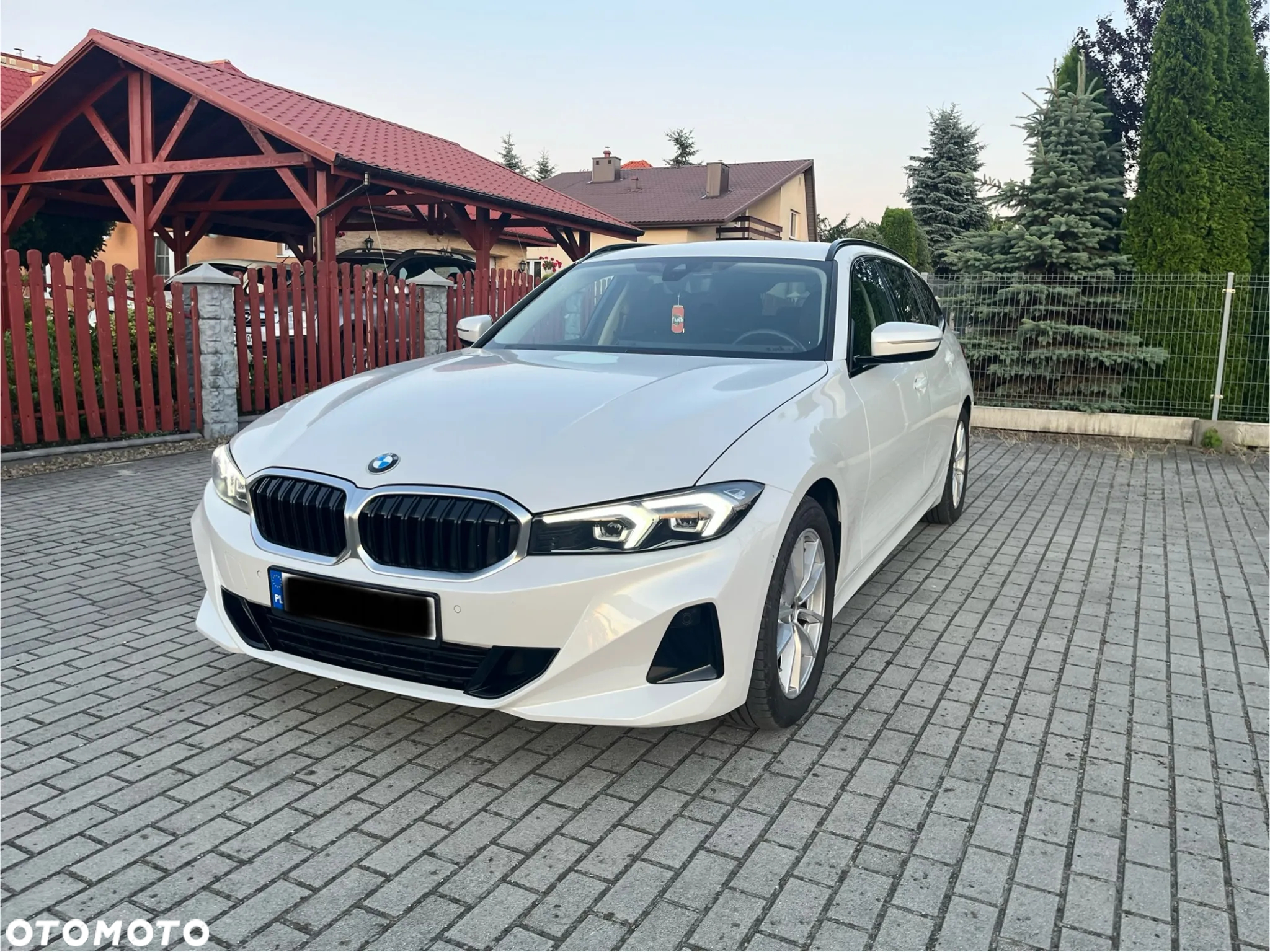 BMW Seria 3 320d Touring - 4