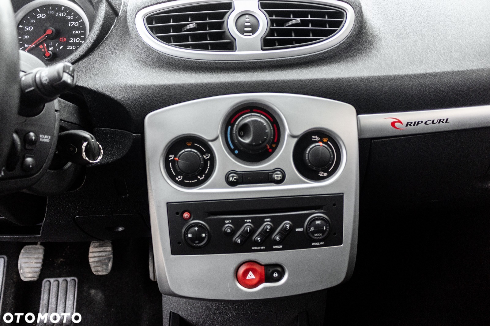 Renault Clio 1.2 16V Authentique - 22