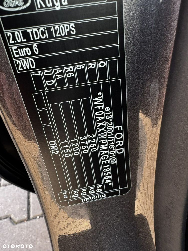 Ford Kuga 2.0 TDCi 4x2 Titanium - 16