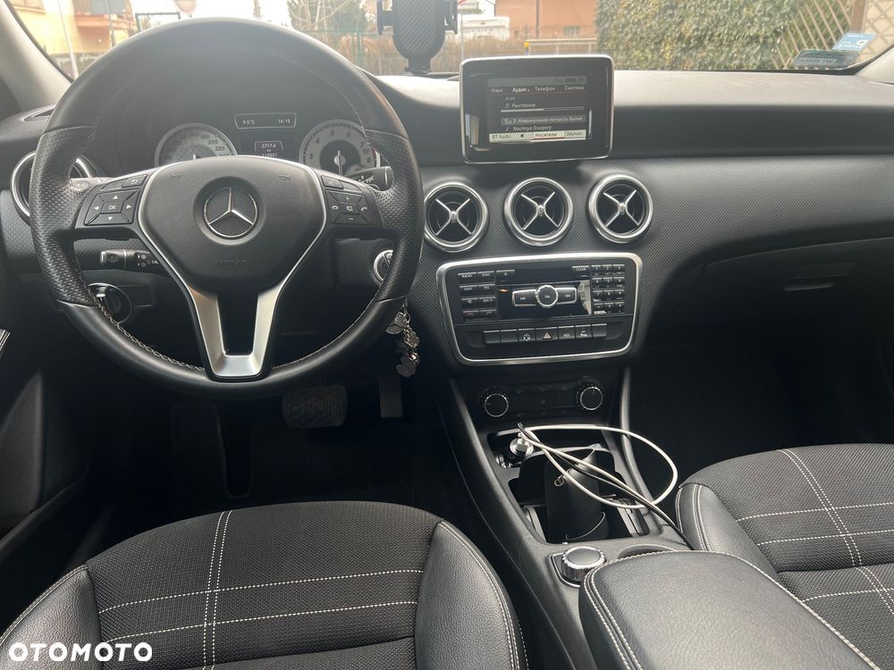 Mercedes-Benz Klasa A 180 (BlueEFFICIENCY) 7G-DCT - 14