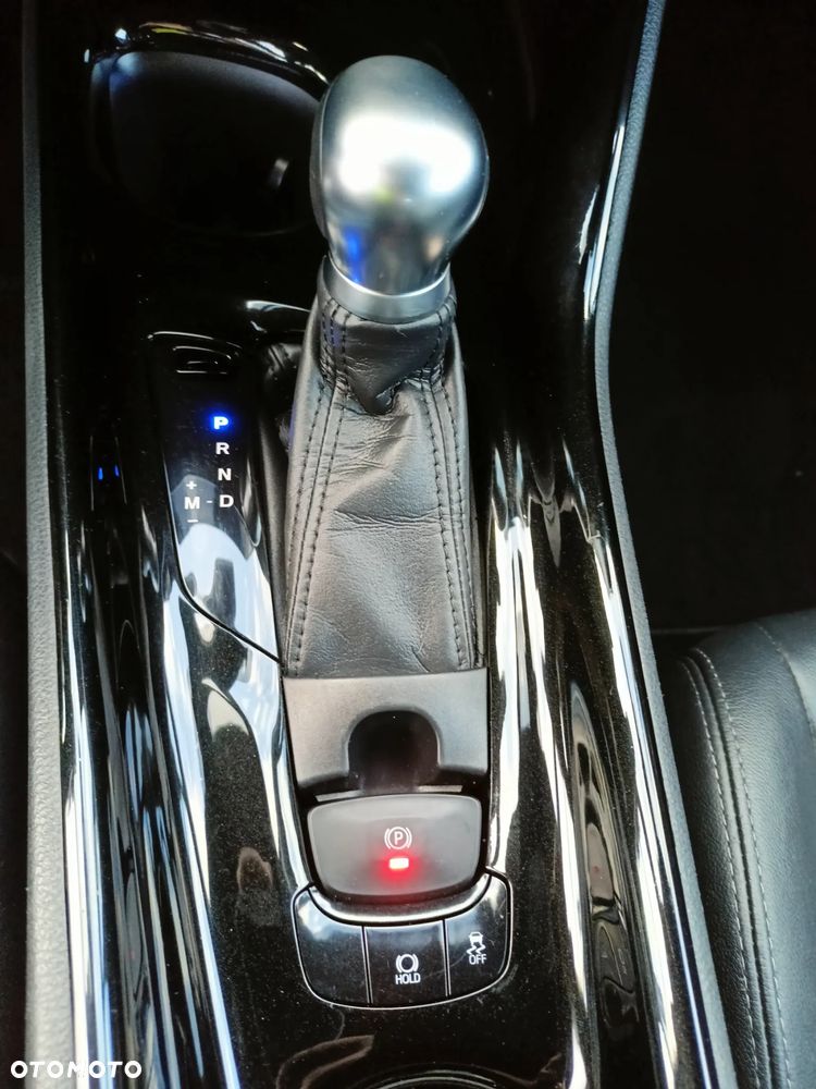 Toyota C-HR - 30