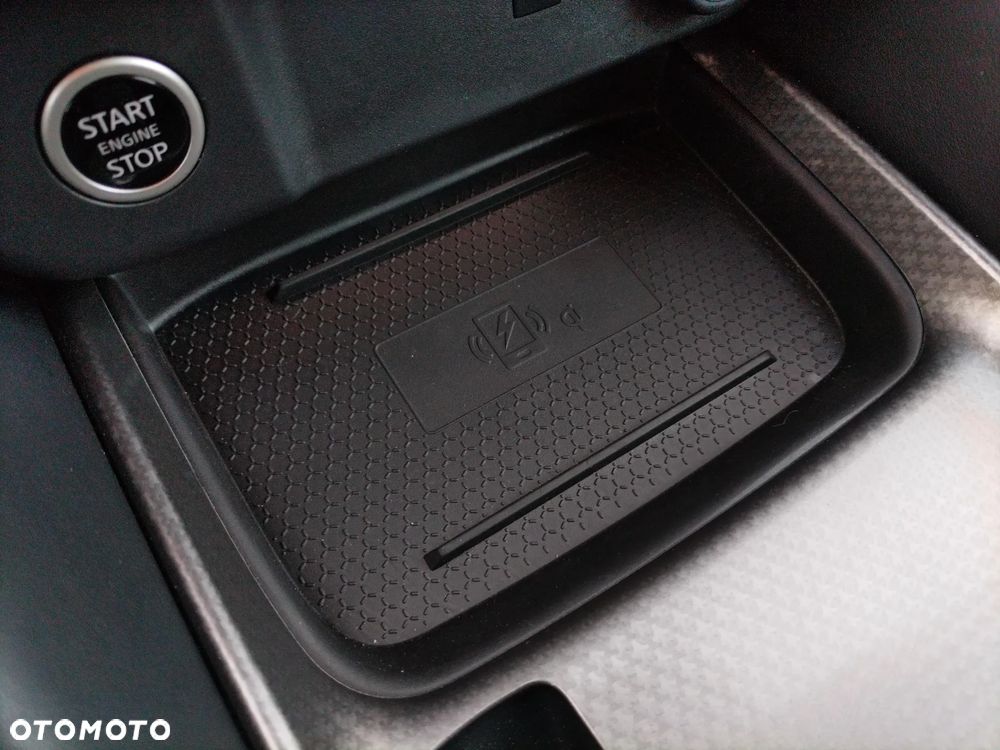 Nissan Qashqai 1.3 DIG-T MHEV N-Connecta Xtronic - 23