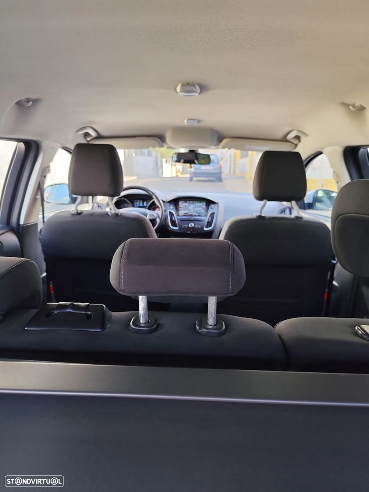 Ford Focus SW 1.5 TDCi Trend ECOnetic - 6