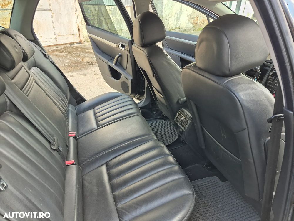 Peugeot 407 HDi 135 Automatik Business Line - 8