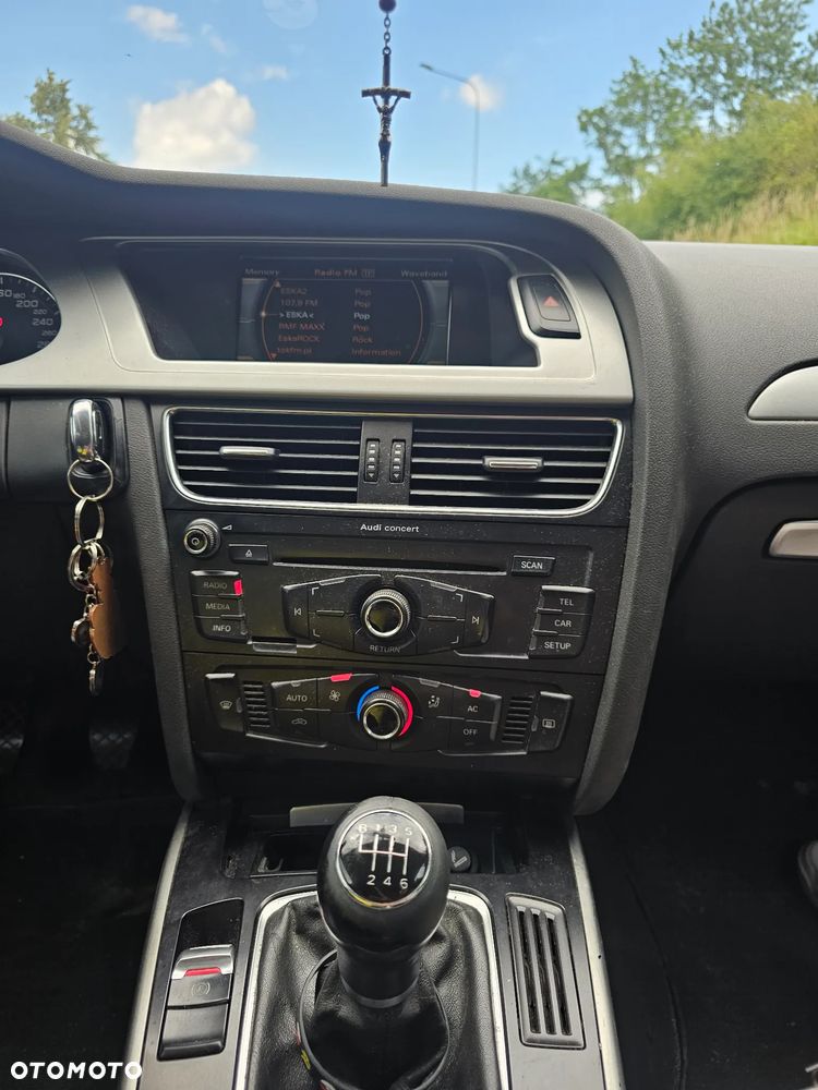 Audi A4 Limousine 2.0 TDI - 11