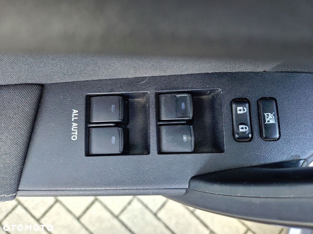 Toyota Corolla 1.6 Premium EU6 - 16