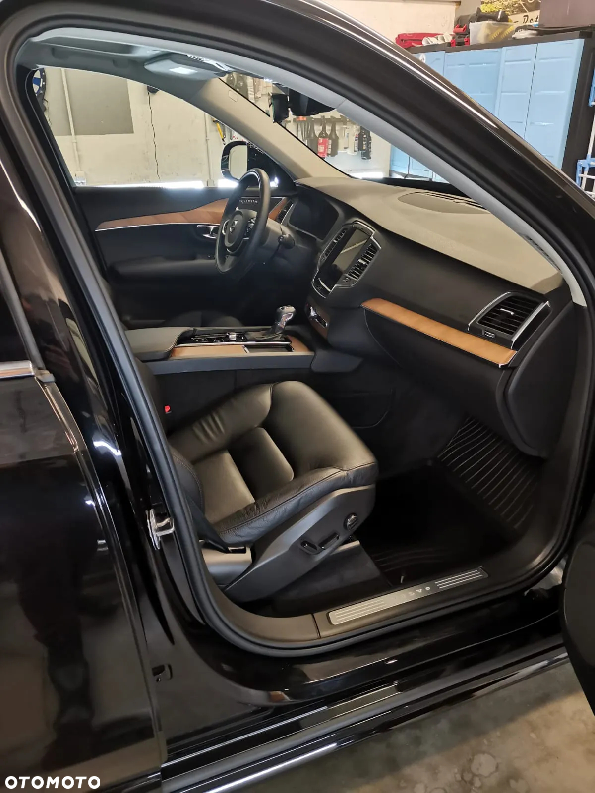 Volvo XC 90 - 22