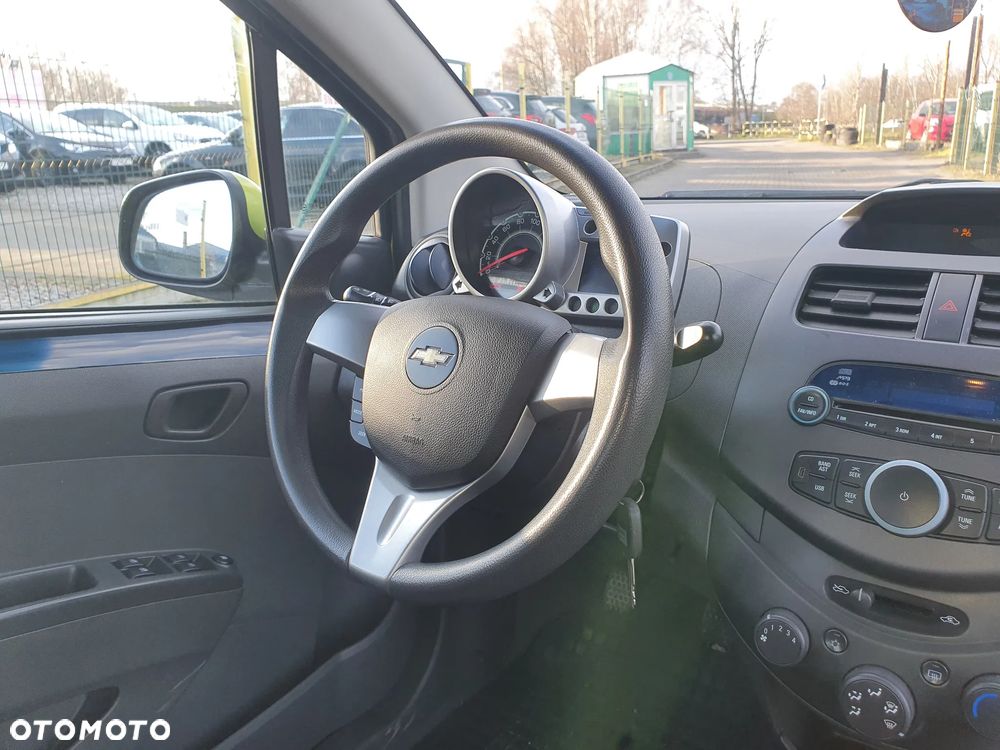 Chevrolet Spark 1.2 LS+ Design - 23