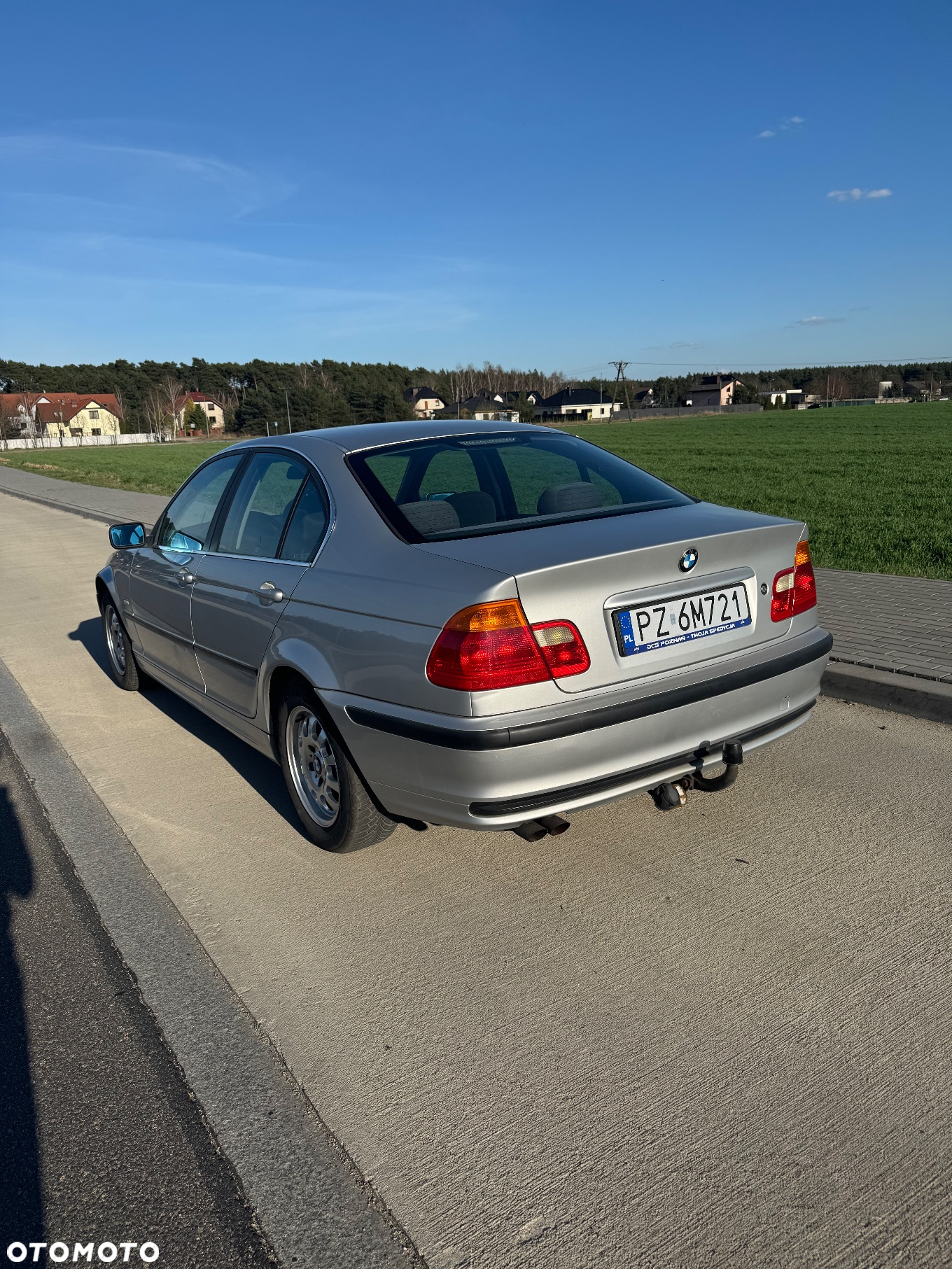 BMW Seria 3 323i - 3