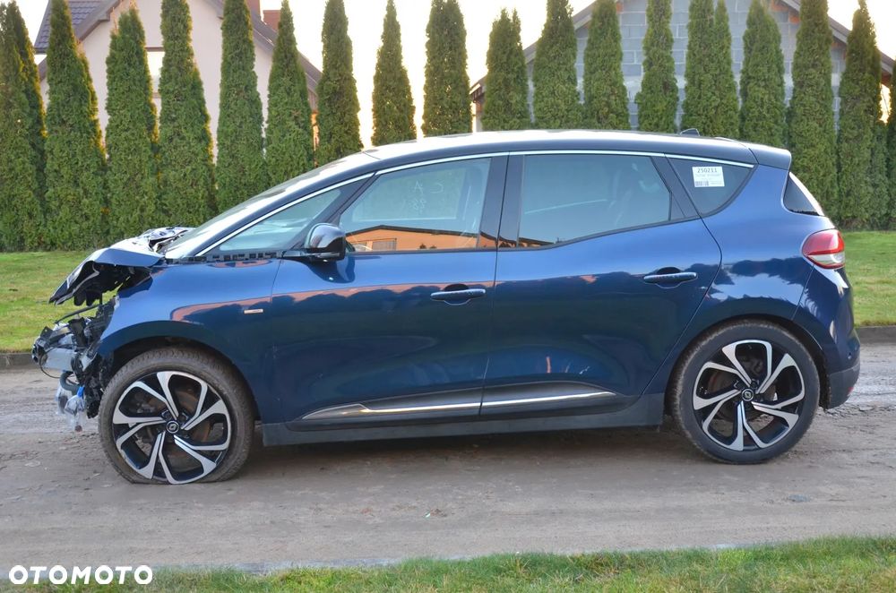 Renault Scenic - 2