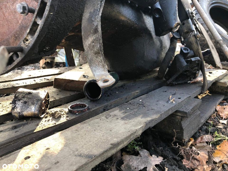 VOLVO FL 6 SILNIK NA CZĘŚCI SŁUPEK DAWCA SZPILKA - 10