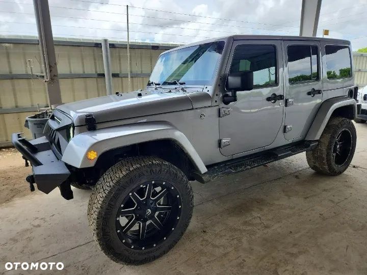 Jeep Wrangler 3.6 Unlim Sahara - 1